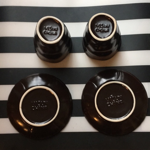 NWOT; 2 cups/ 2 small plates - Picture 4 of 8